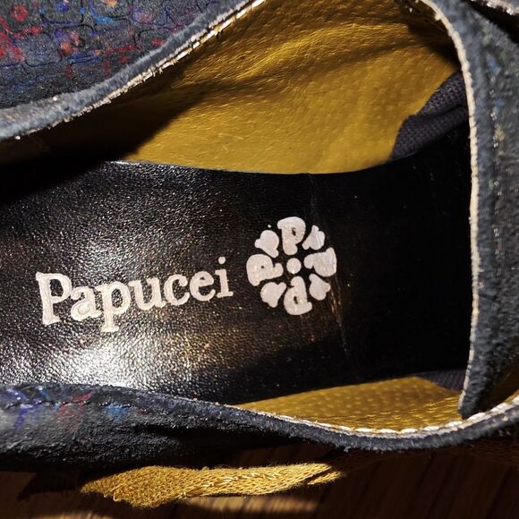 PAPUCEI Rare! Sz6.5 Avant Garde Iridescent Art 2 Wear Artsy Shimmer Tie Up Shoes - Picture 9 of 14